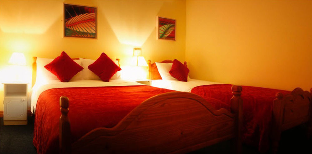 Mccarthy'S Lodge B&B ווסטפורט מראה חיצוני תמונה