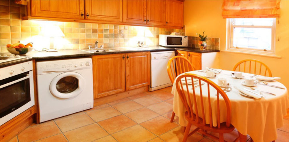 Mccarthy'S Lodge B&B ווסטפורט מראה חיצוני תמונה